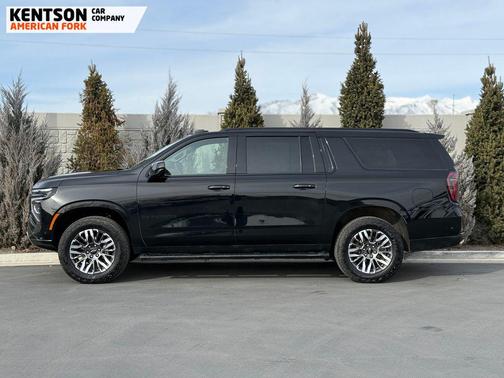 2025 Chevrolet Suburban 4WD Z71