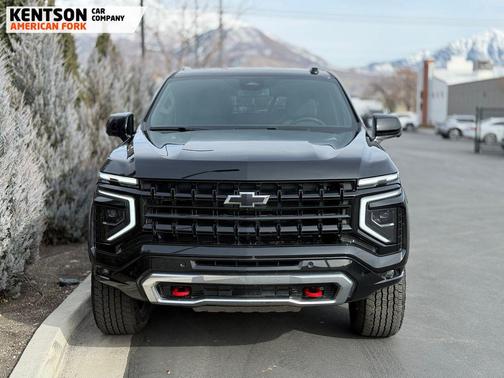 2025 Chevrolet Suburban 4WD Z71