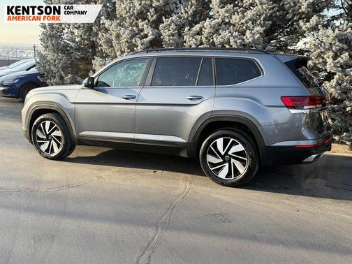 2025 Volkswagen Atlas 2.0T SE w/Technology 4MOTION