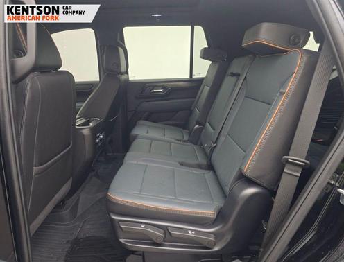Onyx Black 2025 GMC Yukon AT4 4WD