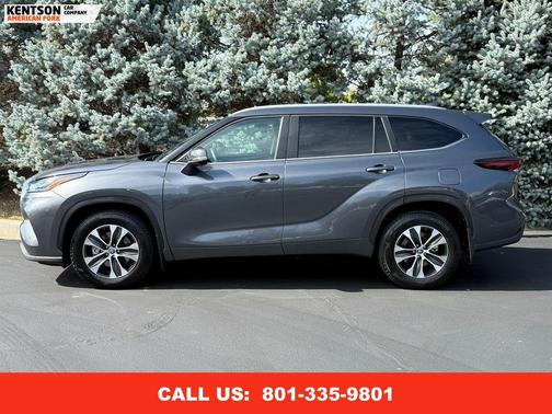 2025 Toyota Highlander XLE