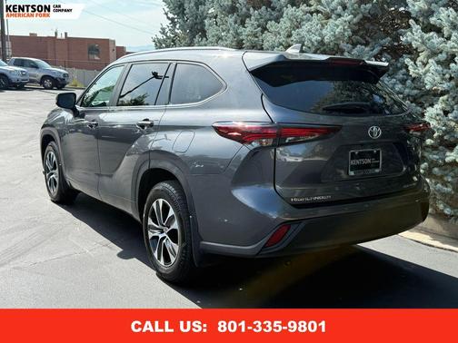 2025 Toyota Highlander XLE