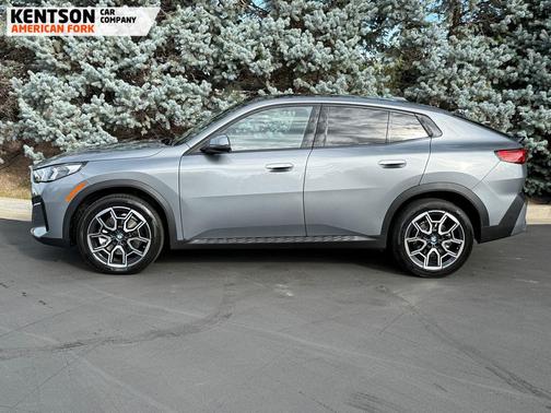 2025 BMW X2 xDrive28i