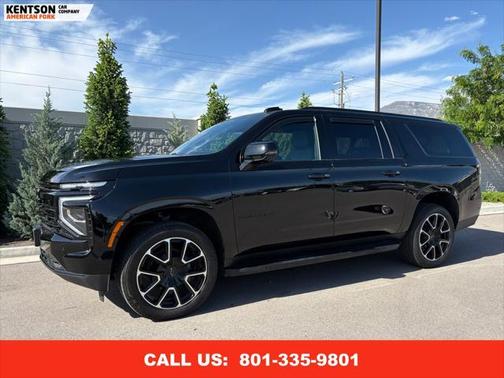 2025 Chevrolet Suburban RST