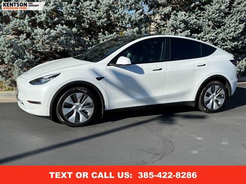 2023 Tesla Model Y Long Range Dual Motor All-Wheel Drive