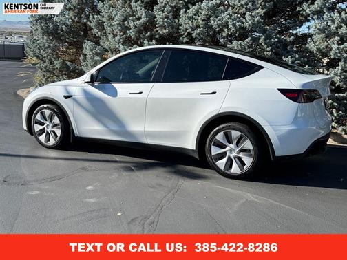 2023 Tesla Model Y Long Range Dual Motor All-Wheel Drive