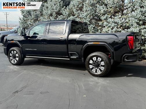 2025 GMC Sierra 3500 Denali
