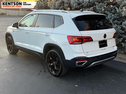 2022 Volkswagen Taos 1.5T SE