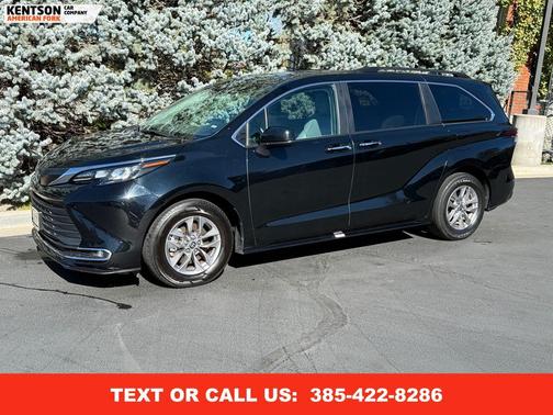 2024 Toyota Sienna XLE