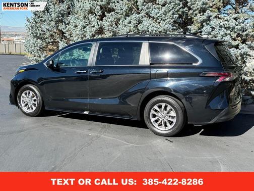 2024 Toyota Sienna XLE