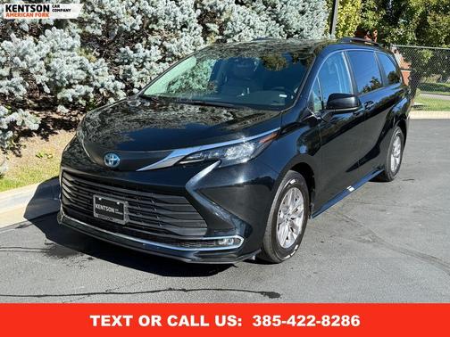 2024 Toyota Sienna XLE