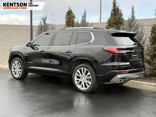 2024 GMC Acadia Denali
