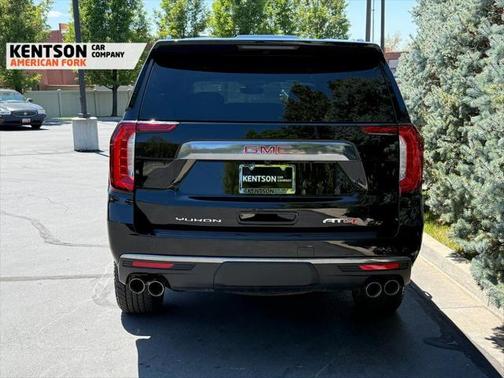 2024 GMC Yukon XL 4WD AT4
