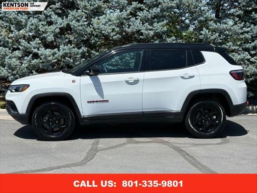 2023 Jeep Compass Trailhawk
