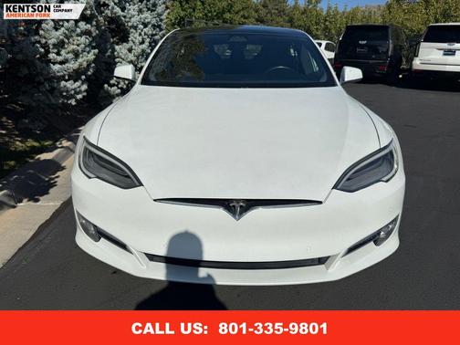 2020 Tesla Model S Performance