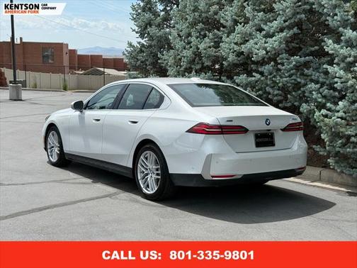 2025 BMW 530 i xDrive