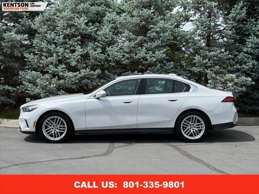 2025 BMW 530 i xDrive