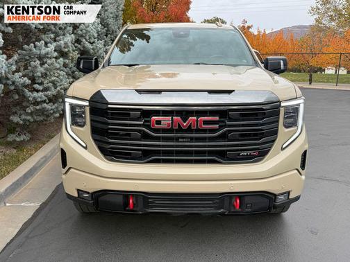 2022 GMC Sierra 1500 AT4