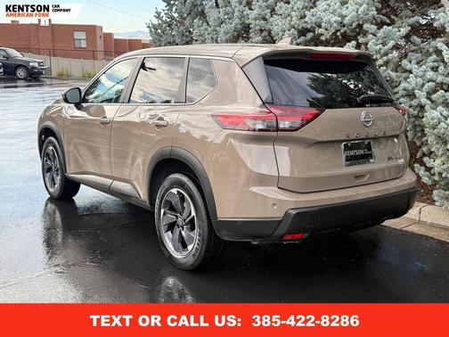 2024 Nissan Rogue SV
