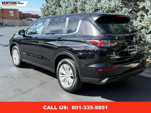 2025 Mitsubishi Outlander ES 2.5 S-AWC