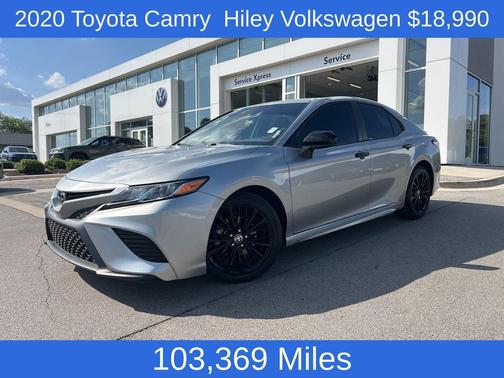 Celestial Silver Metallic 2020 Toyota Camry SE