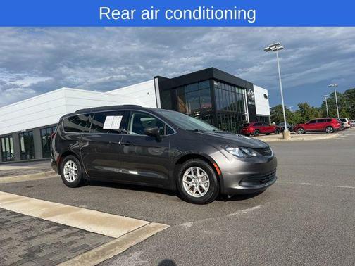 2020 Chrysler Voyager LXI