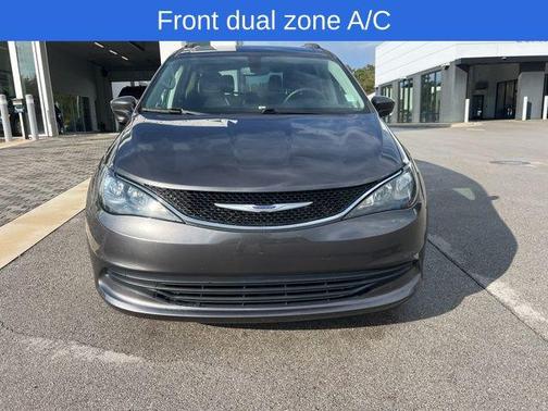 2020 Chrysler Voyager LXI