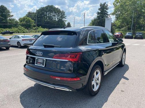 2023 Audi Q5 40 Premium