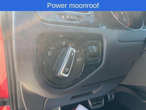 2015 Volkswagen Golf GTI 2.0T SE 4-Door