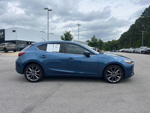 2018 Mazda Mazda3 Touring