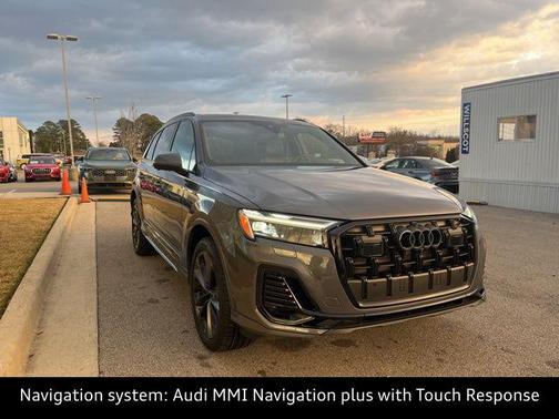 2025 Audi Q7 55 Premium Plus