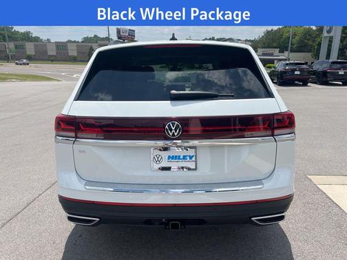 opal white pearl 2026 Volkswagen Atlas 2.0T SE w/Technology