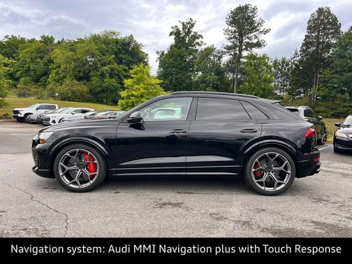 Mythos Black Metallic 2026 Audi RS Q8 4.0T