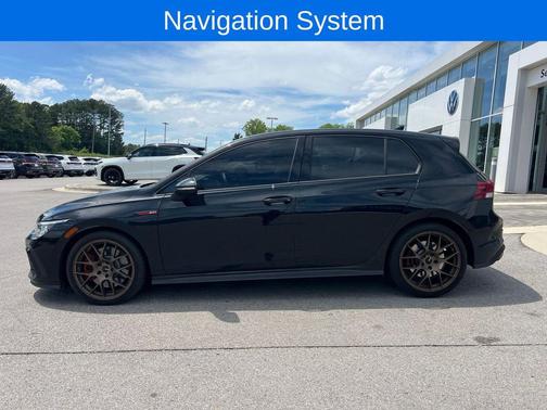 Mythos Black Metallic 2024 Volkswagen Golf GTI 2.0T S DSG