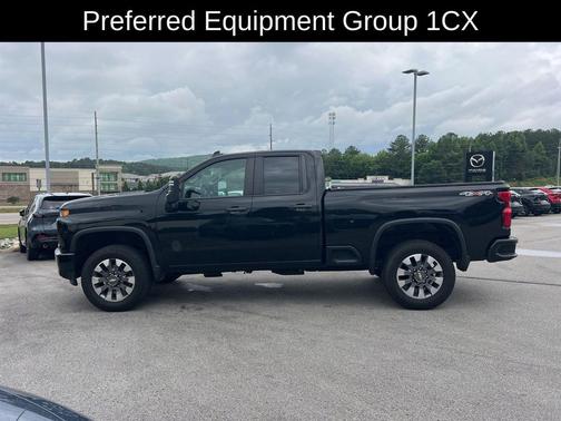 Mosaic Black Metallic 2023 Chevrolet Silverado 2500 Custom