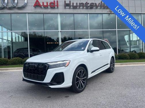 2025 Audi Q7 45 Premium Plus