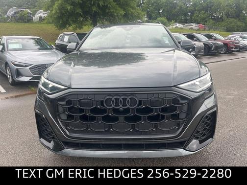 Daytona Gray Pearl Effect 2026 Audi Q8 55 Premium Plus