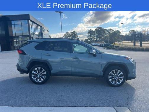 2019 Toyota RAV4 XLE Premium