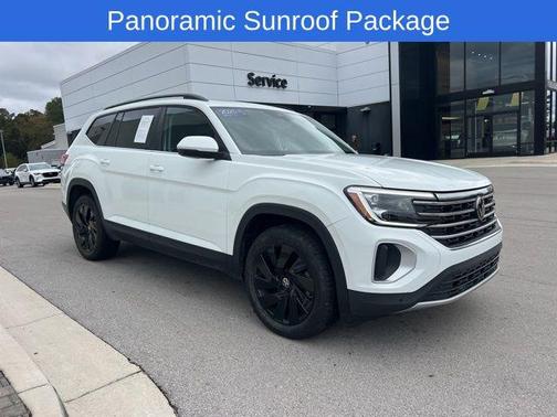 2025 Volkswagen Atlas 2.0T SE w/Technology