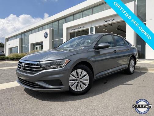 Photo 2 of 36 of 2019 Volkswagen Jetta 1.4T S