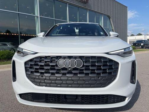 2025 Audi Q5 Premium Plus