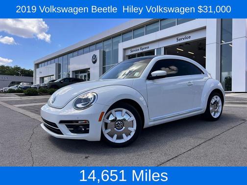 Pure White 2019 Volkswagen Beetle 2.0T SE