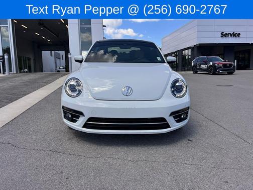 Pure White 2019 Volkswagen Beetle 2.0T SE