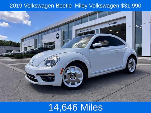 Pure White 2019 Volkswagen Beetle 2.0T SE