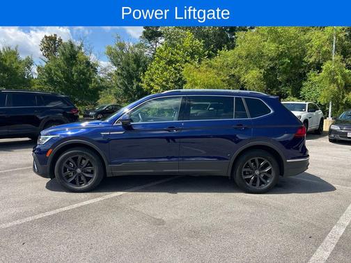 Atlantic Blue Metallic 2024 Volkswagen Tiguan 2.0T SE