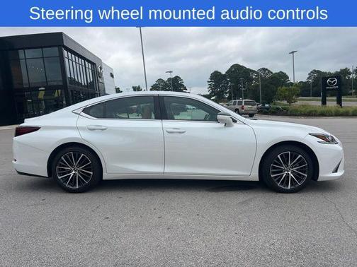 2023 Lexus ES 350 Base