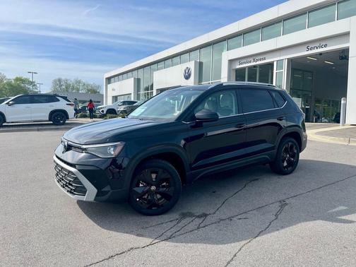 2026 Volkswagen Taos SE