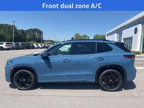 Monterey Blue Pearl 2026 Volkswagen Tiguan 2.0T SE R-Line Black