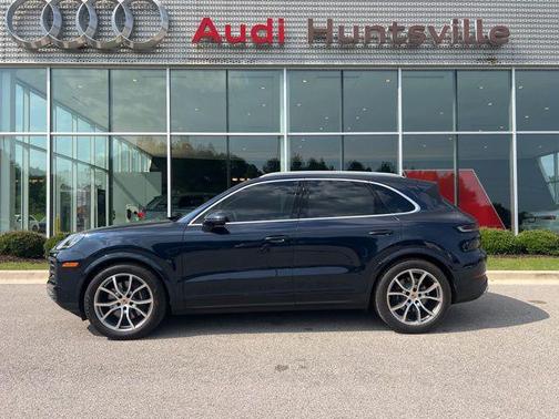 2024 Porsche Cayenne Base