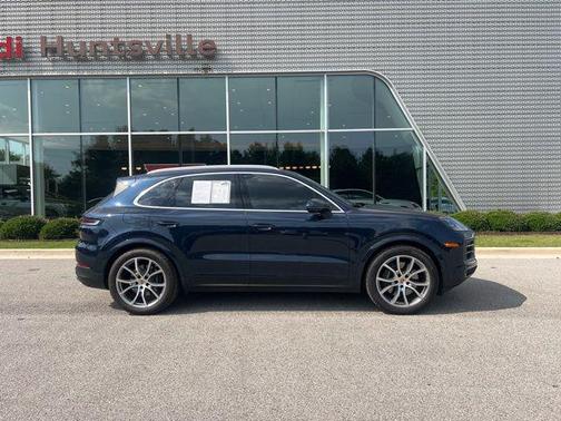 2024 Porsche Cayenne Base